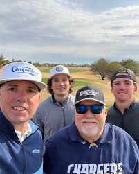 Happy FIJI Friday 12/30/22‼️ This is @james.stringham, he is an electrical  engineer major with a minor in computer science. He hopes to create his own  business related to those fields in his