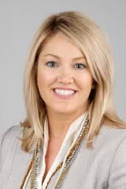 Beth Bigham's Instagram, Twitter & Facebook