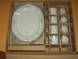 Identifying The Noritake Christmas Ball #175 China Pattern - Hobbylark