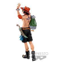 Whitebeard dies standing up, with hundreds of wounds on his body, but not a single one on his back. Nerdchandise One Piece Statue Super Master Stars Piece The Original The Portgas D Ace