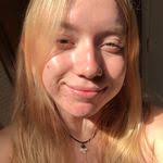 Diana Bodine's Instagram, Twitter & Facebook