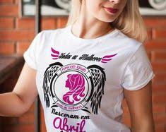 Camisa De Quem Nasce Em Abril Camiseta As Melhores Nasceram Em Abril Blusa Baby Look No Elo7 Amg Personalizados D6b281 Blusas Personalizadas Camisetas Camisetas Regatas Masculinas