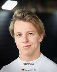 P1️⃣0️⃣🫡 @isaacbarashi