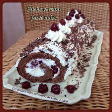 Buche Version Foret Noire Les Petites Idees Culinaires De Chris Andco Idee Patisserie Gateaux De Fin D Annee Idee Recette Dessert
