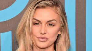 Vanderpump Rules' Lala Kent poses naked in bathroom selfie: 'Trying to be a  Kardashian'