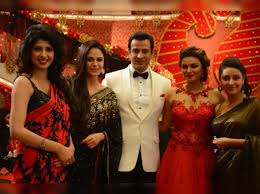 Obsolete namespace creating red links in 0 articles.abandoning 2067 … Mona Singh Ronit Mona Pratyusha Aashka And Aishwarya Dance On Deewangi From Om Shanti Om Times Of India