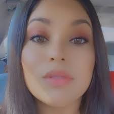 Danielle Negrete's Instagram, Twitter & Facebook