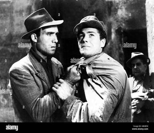 THE BICYCLE THIEF, (aka LADRI DI BICICLETTE, aka BICYCLE THIEVES), Lamberto  Maggiorani, Vittorio Antonucci, 1948 Stock Photo - Alamy