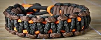 Put the left cord into the center, then the right cord. Paracord Uses How To Actually Use Your Survival Paracord