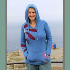 Shop kit download caron knit contrast trim top free pattern Alston Flower Show Hoodie Knitting Pattern By Susanne Daum Knitting Knitting Patterns Pattern