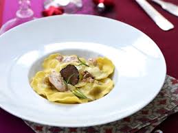 Ravioles De Cepes Sauce Foie Gras Et Truffe Recettes Recette Recettes De Cuisine Recette Cuisine