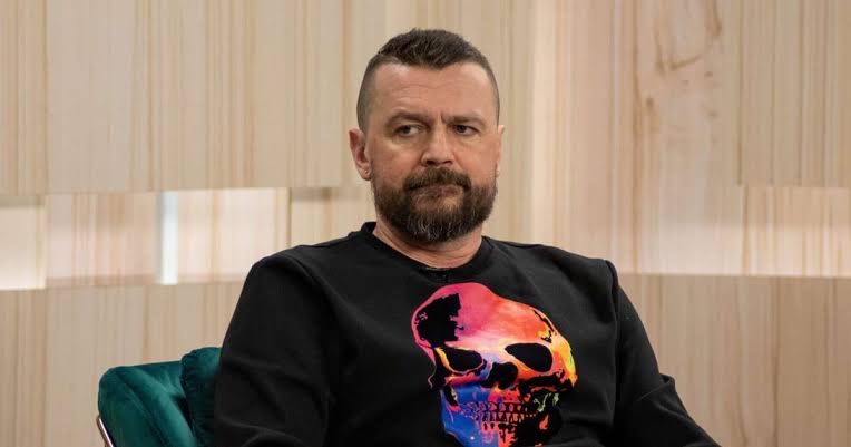 Manis varēja vairs nebūt." Armands Simsons par dzīves dziļāko bedri un  izrāpšanos no tās | tv3.lv