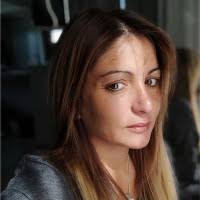 30+ perfiles de «Renee Maria»