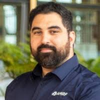 100+ ملفًا شخصيًا يحتوي على “Helou”