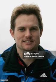 22 Photos & High Res Pictures