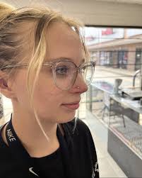 Tegan Grable's Instagram, Twitter & Facebook