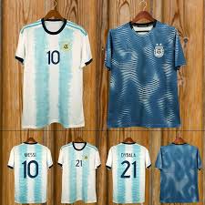Comprar camisetas de colombia primera equipación 2019 mujer barata precio más barato y envío rápido y de los mejores equipos y selecciones del mundo de hombre,mujer y niños. 2021 2019 Argentina Home America Cup Jersey Argentina Messi Dybala Di Maria Aguero Higuain Soccer Shirt Home National Team 19 20 Football Jersey From Zxcv666 13 48 Dhgate Com