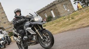 Pane mu říká luxusní motorka za 300 tisíc korun a chystá se s ní procestovat celé turecko. Do Prace Me Ochranka Na Motorce Jezdit Nenecha Rika General Pavel Idnes Cz