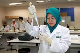 Orang boleh memberi tumpuan kepada alah atu daripada banyak diiplin dalam bidang biologi mo. 6 Bidang Pendidikan Paling Ramai Graduan Menganggur Di Malaysia Iluminasi