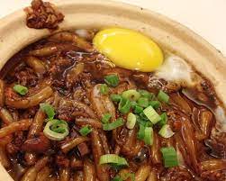 One that alternates between street and traditional dining, at any budget and time of the day. Top 13 Kuala Lumpur Street Food And Where To Find Them Gokl My