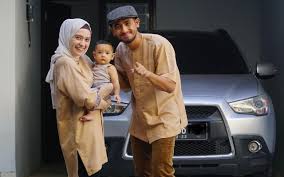 Kumpulan artikel putri anne di palingseru.com yang memuat semua artikel seputar putri anne yang seperti ini reaksi putri anne saat amanda manopo disebut akan mualaf demi arya saloka. Putri Anne Kenang Momen Mualaf Alasan Berhijab Hingga Reaksi Soal Isu Suami Selingkuh Disorot