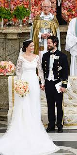 15 The Most Incredible Varieties Of Wedding Dress Neckline Celebrity Wedding Dresses Wedding Dress Necklines Wedding Dresses