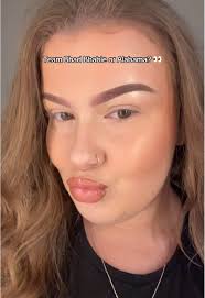 Danielle Makeup Like Alabama