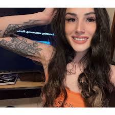 Maddie Kay's Instagram, Twitter & Facebook