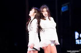 Apink's chorong, who recently denied all bullying accusations through an official statement by play m as well as her personal instagram, has been hit with more evidence from the accuser, netizen a. Chorong Hayoung Apink