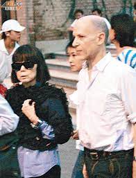 comme des garcons白色劇場 東方日報 rei kawakubo rei chef jackets