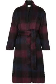 Camel wool blend coat are designed from light but a dense material that acts as an insulation for the body. Habitually Chic 25 Chic Coats For Fall And Winter