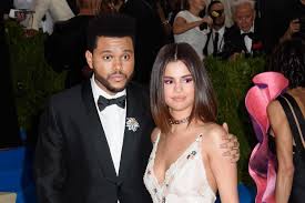 Ihre beste freundin rettete ihr das leben. Selena Gomez The Weeknd Ist Ihr Bester Freund