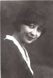 Sara Sadíqova — Wikipédia