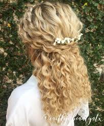 Natural Curly Bridal Hair Half Up Half Down With A Braid In 2020 Curly Hair Half Up Half Down Curly Hair Styles Naturally Curly Wedding Hair