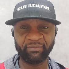 Kenneth Carthan's Instagram, Twitter & Facebook