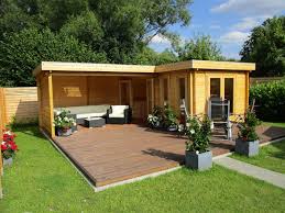 Bestellen Sie Ihr Gartenhaus Beim Fachmann Uber 1 000 Modelle Mit Flachdach Spitzdach 5 Eck Uvm 0 Ver Garden Cabins Rooftop Design Corner Summer House