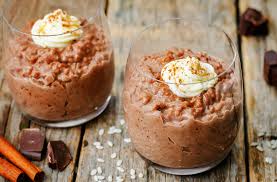 Looking for a dessert with all the taste, but fewer calories? One Syn Low Calorie Chocolate Rice Pudding Slimming World Recipe Fatgirlskinny Net Slimming World Recipes More