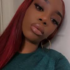 Kindra Bryant's Instagram, Twitter & Facebook