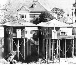 Pin By Suzanne Cantrell On Favorite Places Spaces Times Queenslander House Queenslander Australian Architecture