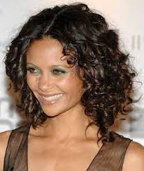 Thandie Newtons S Curls Really Love The Haircut And The Curls Size Haircuts For Curly Hair Medium Curly Hair Styles Curly Hair Styles