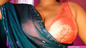wet transparent breast show photos in silk smitha - Sexy photos
