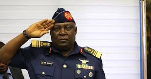 The nigerian air force has said it has begun an investigation into the cause of the crash of its naf aircraft in which the chief of the army staff, lt gen attahiru, who was only appointed alongside the other service chiefs on january 26, 2021, died in the crash alongside 11 others on friday en route to. Nigeria S Former Army Chief Killed By Gunmen Africanews