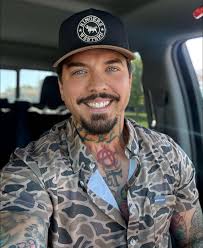 I'm a 90's baby 🤘🏼 #90s #anthonybeastmode #rebelfamily #girldadforlife