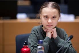 And tonight the 3 episode series premieres. Endlich 18 Greta Thunberg Nimmt Kritiker Auf Die Schippe Promiflash De