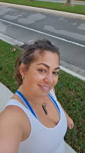 Sunny girl's energetic mood after Monday workouts