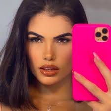 Eller 🤍 (@_mariaeller)