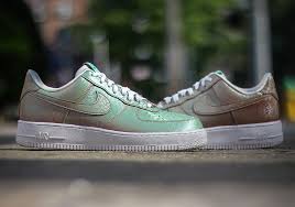 The Nike Air Force 1 Low Preserved Icons Changes Color In The Sun Sneakernews Com Nike Air Force Nike Air Force Men Nike Air Force 1 Outfit