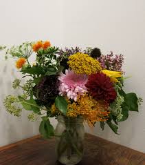 Fast & quality local flowers & gifts delivery guaranteed. Honeysuckle Hill Brooklyn Florist For Weddings And Events Unique Flower Arrangements Flower Arrangement Designs Flower Delivery