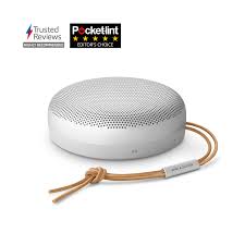 How about if you found out it was also a fraction of the price of its peer. Beosound A1 Wasserdichter Bluetooth Lautsprecher B O