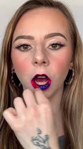 Innovative Wonder Blading Lip Colour